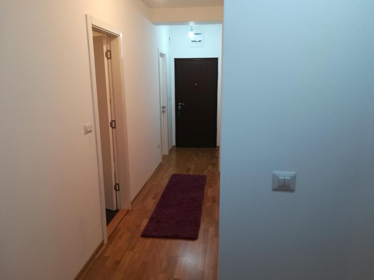 Butterfly Appartement Čačak Buitenkant foto