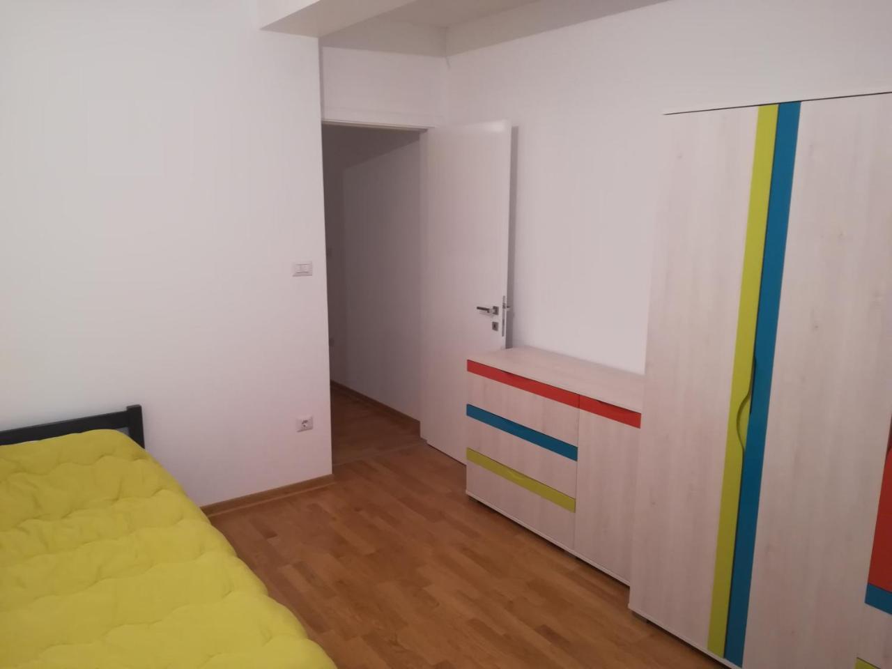 Butterfly Appartement Čačak Buitenkant foto